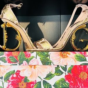 Dolce & Gabbana Nappa Mordore sandals with Baroque DG Heel (Authentic)